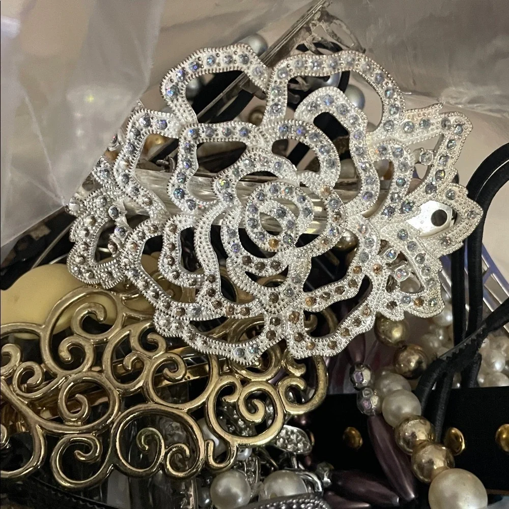 Vintage hair accessories grab bag